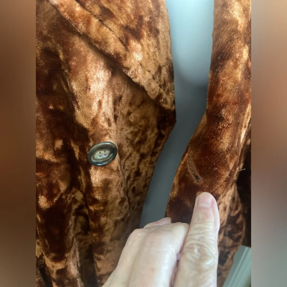 Vintage 70's Crushed Velvet Unisex Mod Midi Coat by Vibes, Campus, Size 42 - Picture 8 of 13